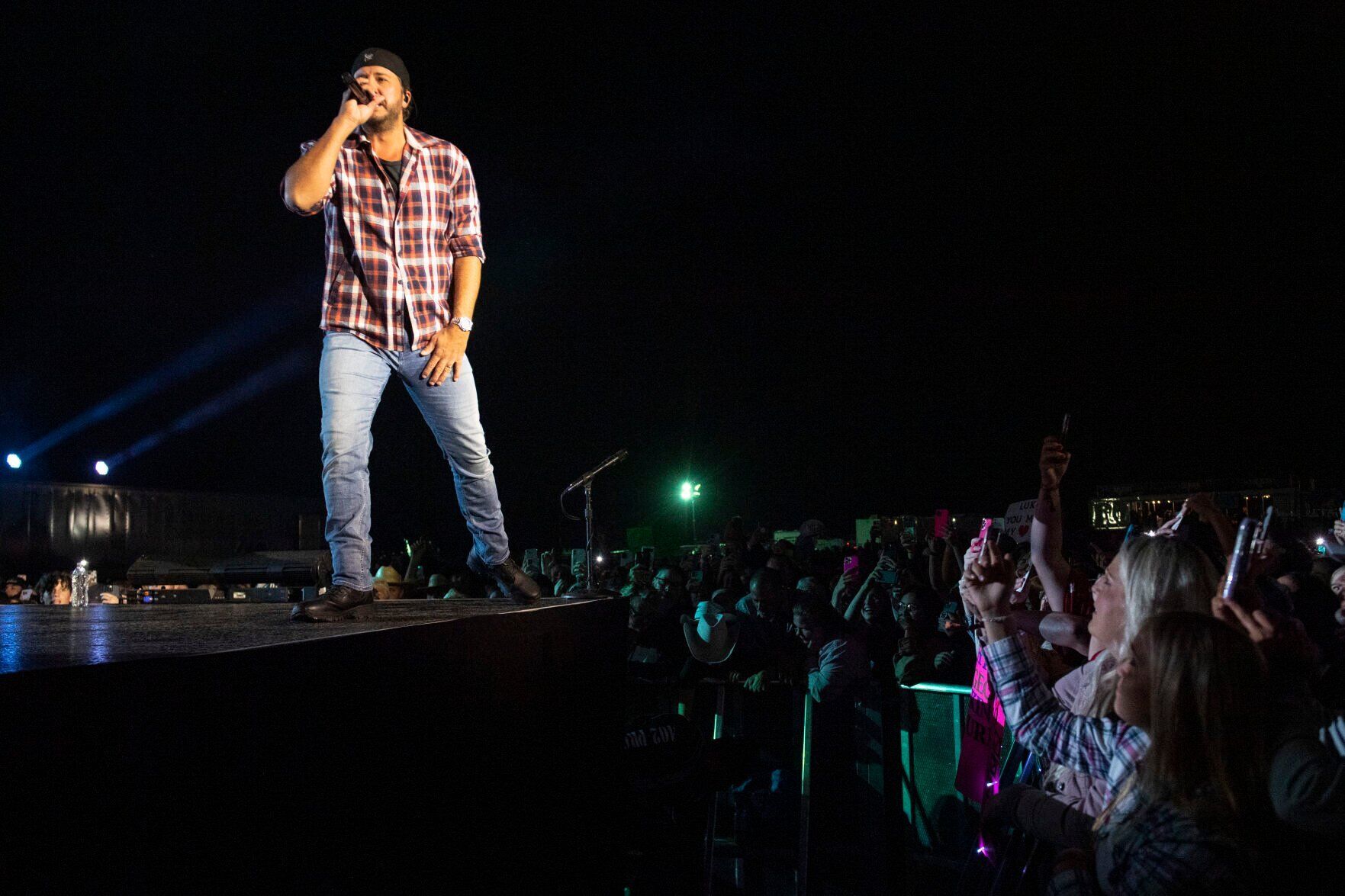 Luke Bryan concert